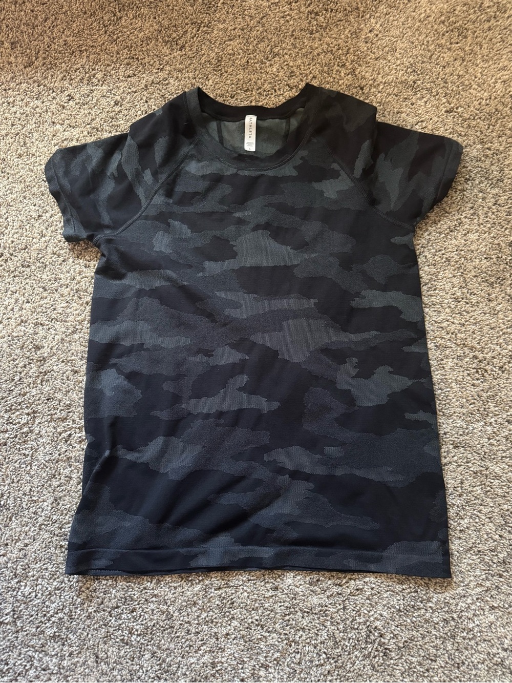 Athleta camo performance top